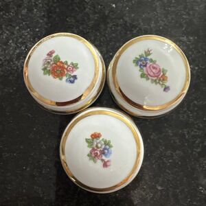 3 French Limoges Hand Painted Gold Trim Trinket Jewelry Box  Or Pill Case